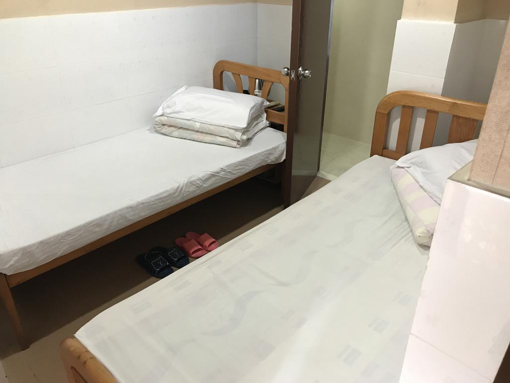 Chi Shing Hostel Гонконг Екстер'єр фото
