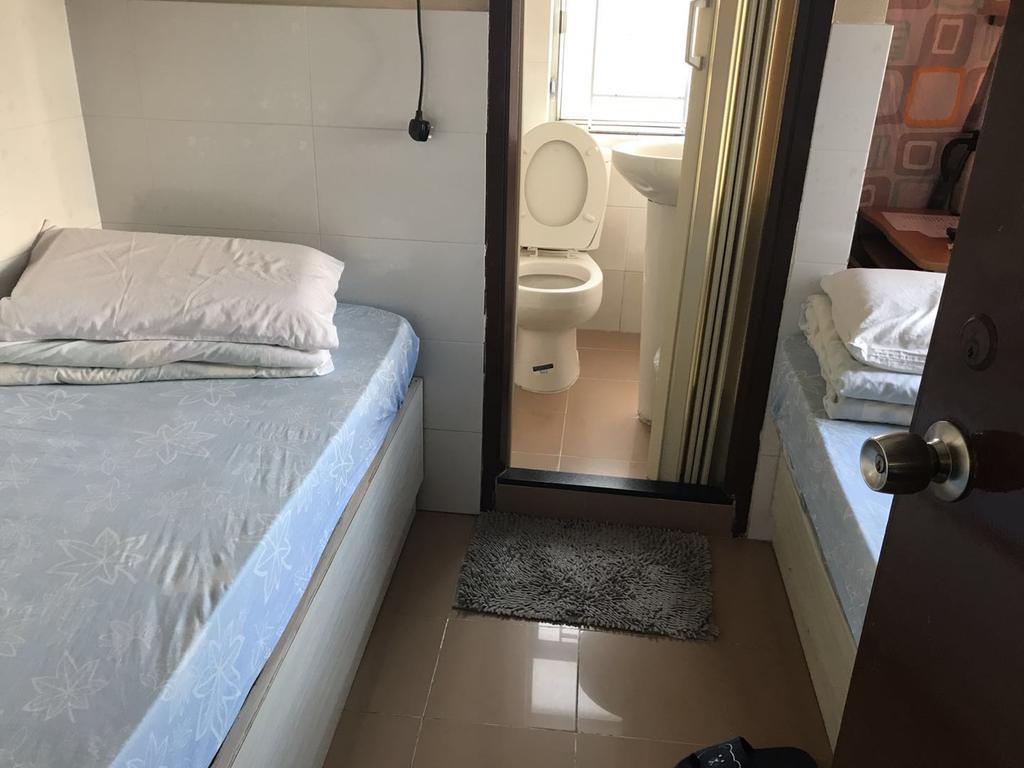 Chi Shing Hostel Гонконг Екстер'єр фото