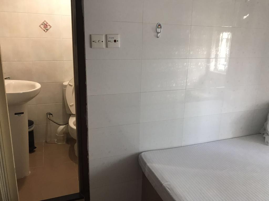 Chi Shing Hostel Гонконг Екстер'єр фото