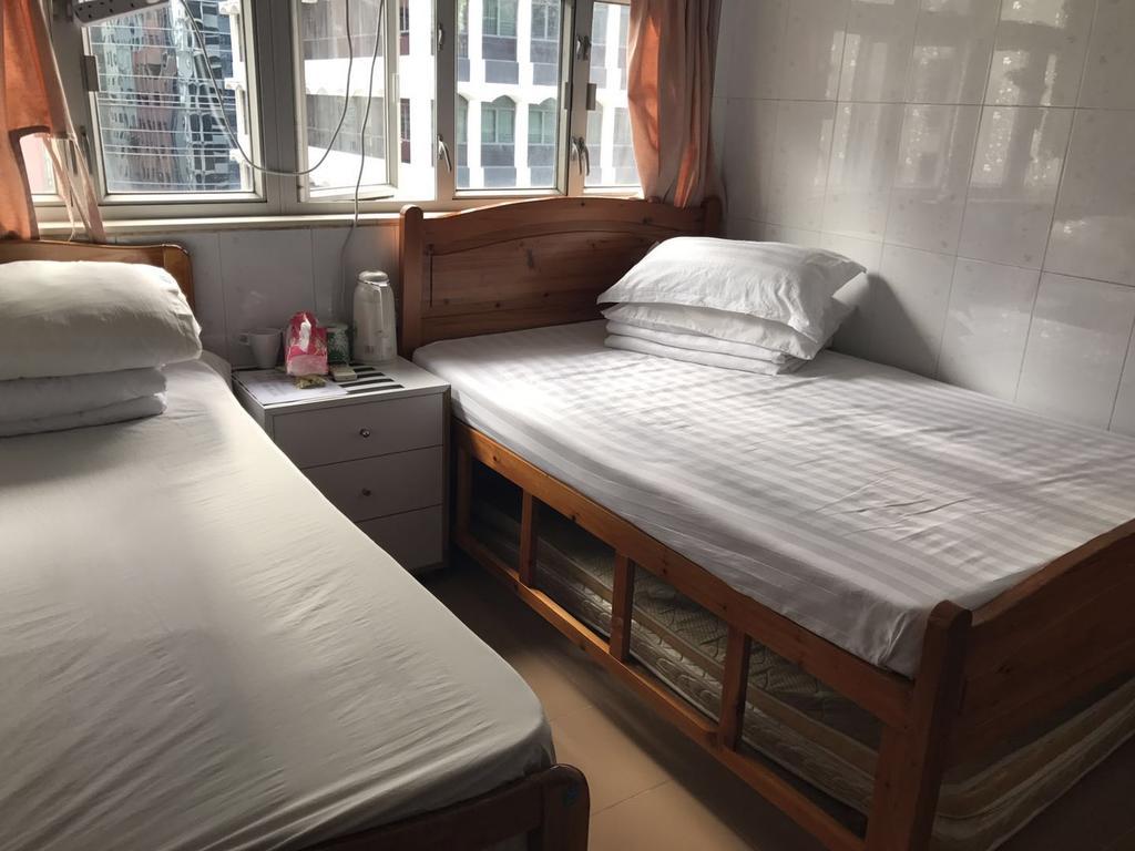 Chi Shing Hostel Гонконг Екстер'єр фото